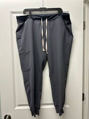 FIGS Women’s Dark Gray Zamora Scrub Pants XXL Petite Medical